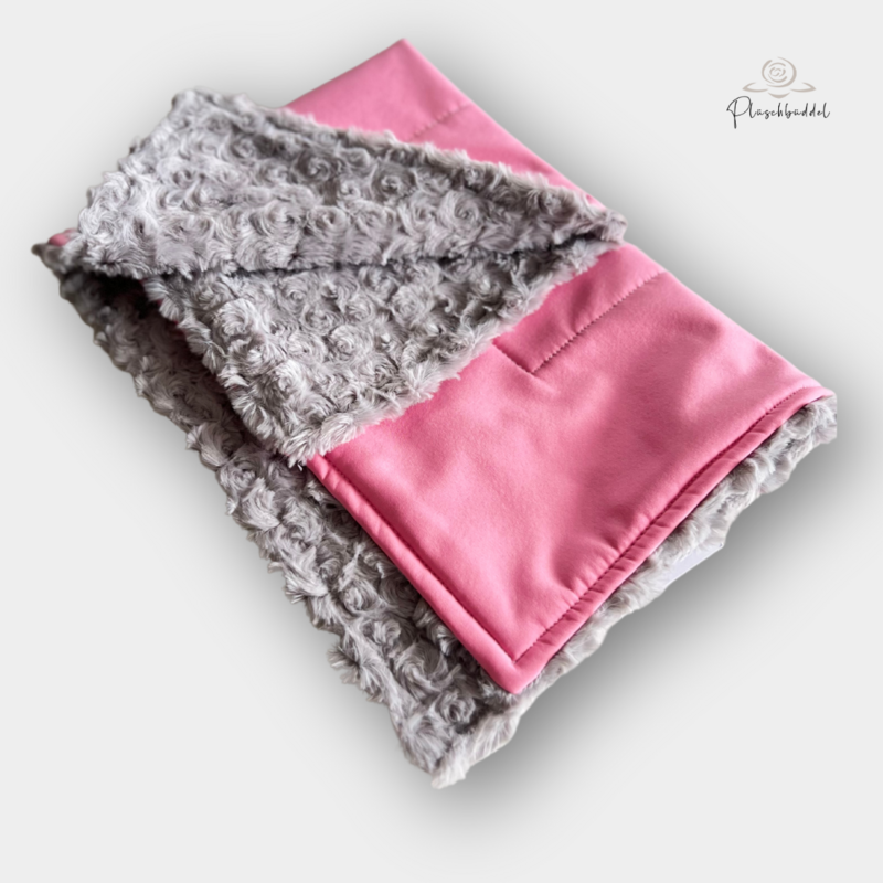 SOFAPOFA OUTDOOR CLASSIC // Softshell Candyrosa mit Rosenplüsch Hellgrau // ca.52x45 cm // SOFORTKAUF auf Lager SOFAPOFA OUTDOOR CLASSIC // Softshell Candyrosa mit Rosenplüsch Hellgrau // ca.52x45 cm // SOFORTKAUF auf Lager