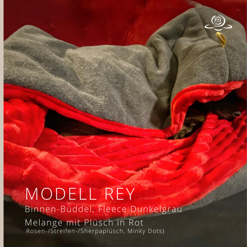 MODELL REY // Fleece Dunekelgrau Melange + Plüsch in Rot + optional mit Reißverschluss