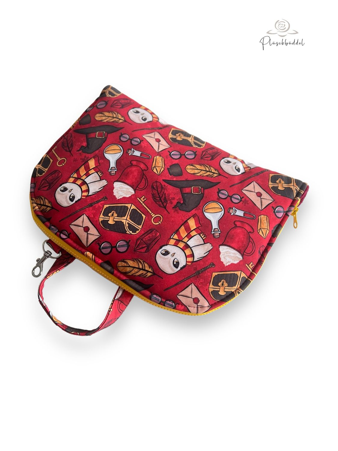 POPOPOFA // Sitzfläche ca. 30x50 cm // Softshell Zauberschule  mit Fleece Bordeaux // Sitzkissen zum Zusammenklappen