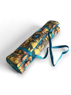 ROLLPOFA  // ca. 65 x 95 cm  // Softshell Sonnenblumen mit Streifenplüsch Türkis // mit 4 cm Volumenvlies inkl. Tragegurt