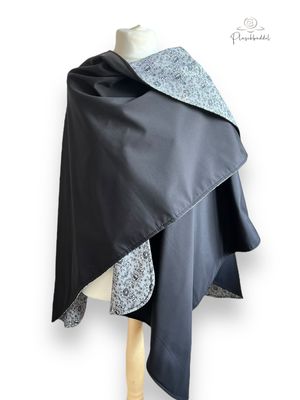 BODYPOFA CLASSIC // Softshell Schwarz mit Baumwolle Print-Motiv "Schwarze Spitze) optinal mit Druckknopf // Poncho, Cape, Überwurf zu. Wenden für Zweibeiner // SOFORTKAUF