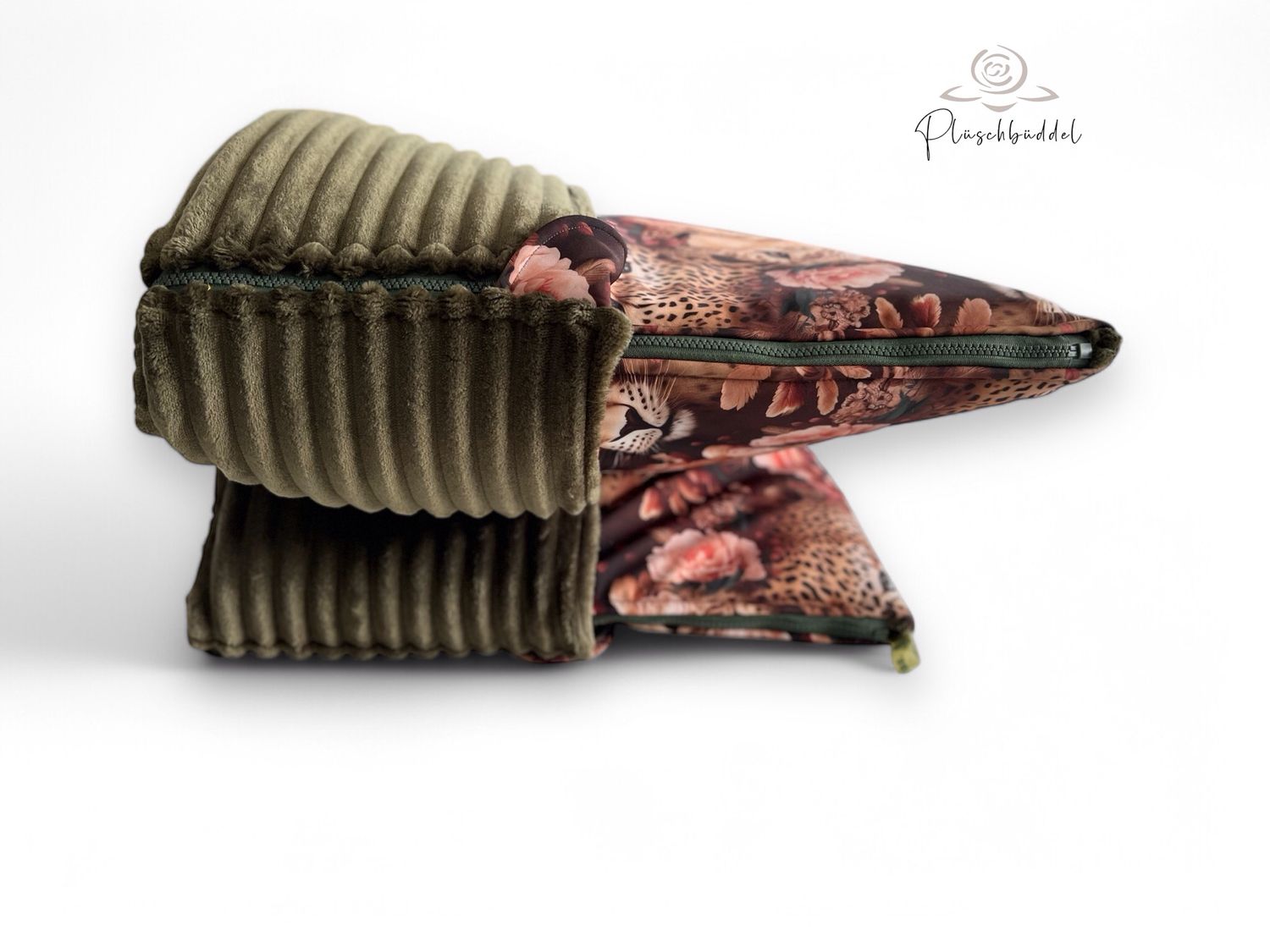 PLÜSCHBÜDDEL PREMIUM OUTDOOR // Größe 95x70 cm // Softshell Special Cooler Jaguar + Streifenplüsch Arneegreen + Reißverschluss Dunkelgrün // SOFORTKAUF