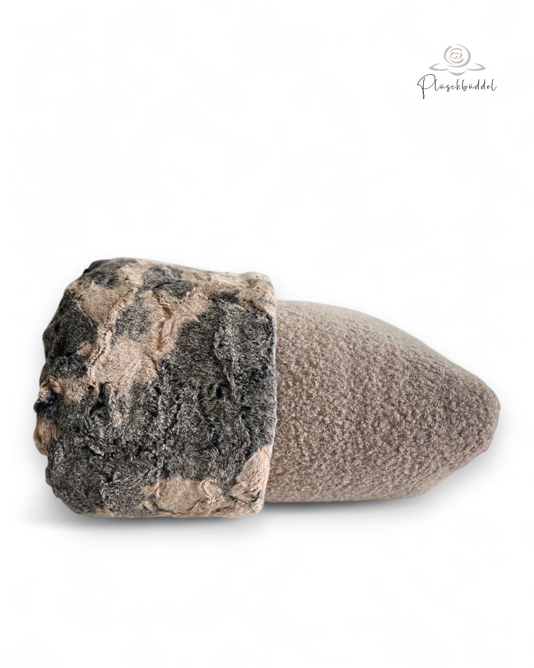 PLÜSCHBÜDDEL  PREMIUM INDOOR // Bouclé Sandmelange + Kunstfell Babykalb Mohnbraun // SOFORTKAUF