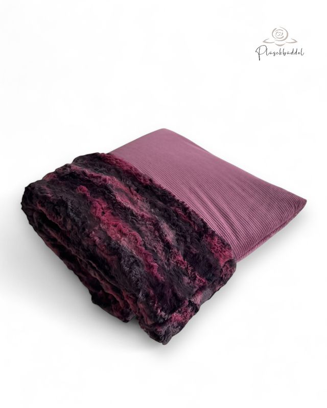 MODELL DRAGON // Cord Aubergine mit Wild Rabbit Dragon + optional mit Reißverschluss