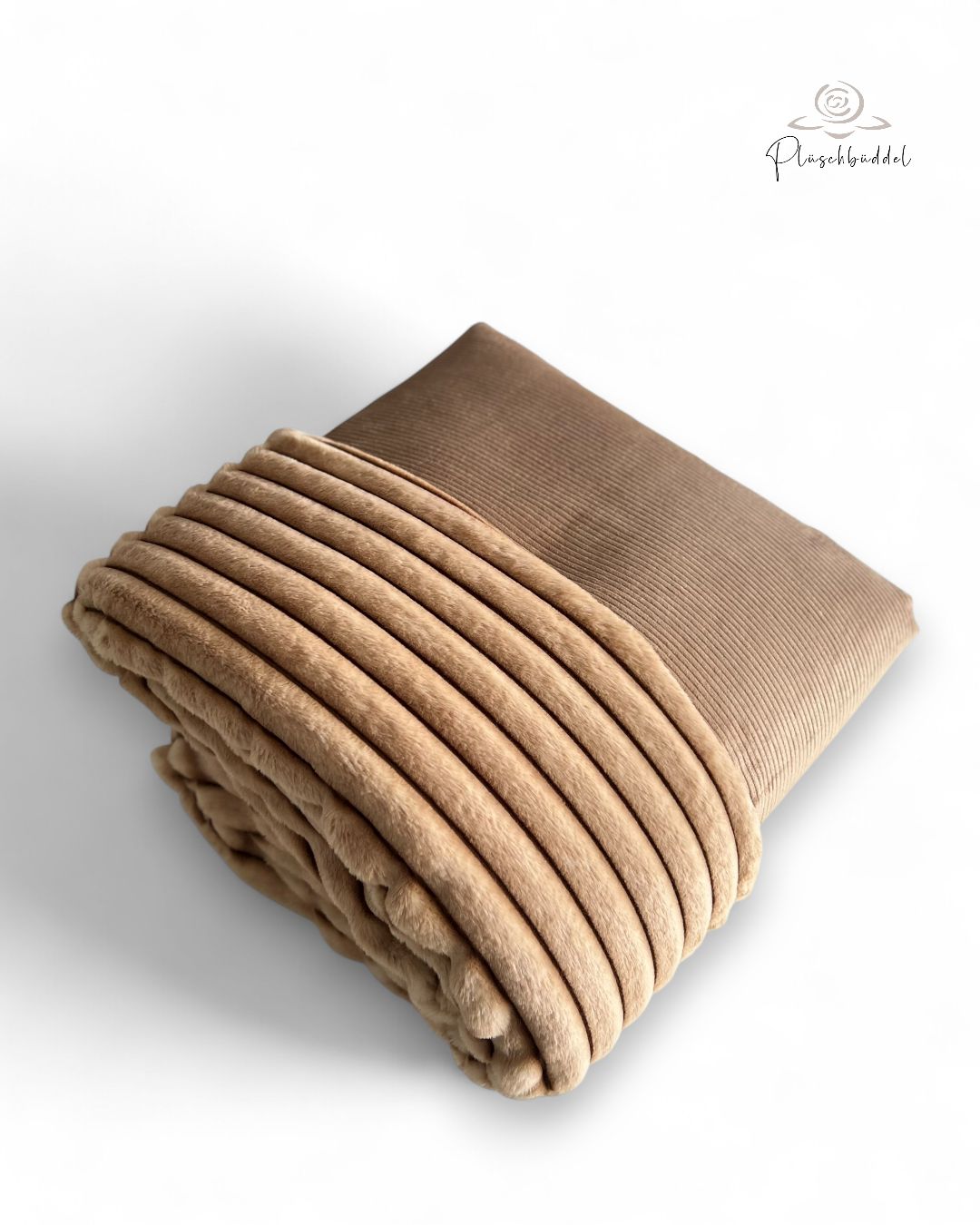 MODELL BORDERVIBES // Cord Camel mit Camel + optional mit Reißverschluss MODELL BORDERVIBES // Cord Camel mit Camel + optional mit Reißverschluss