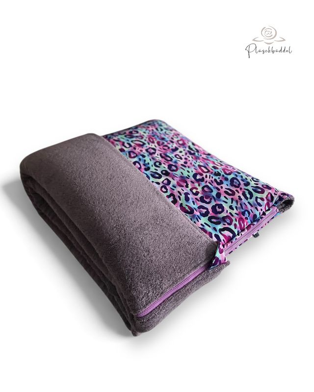 PLÜSCHBÜDDEL CLASSIC // Softshell Tierprint Purpleblue + Frottée Mauve + Reißverschluss Flieder// SOFORTKAUF PLÜSCHBÜDDEL CLASSIC // Softshell Tierprint Purpleblue + Frottée Mauve + Reißverschluss Flieder// SOFORTKAUF
