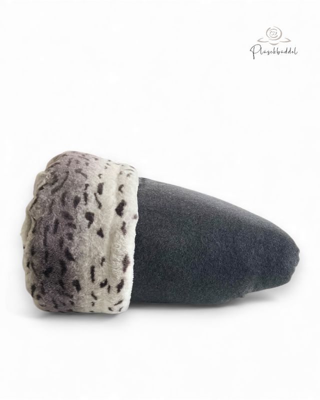 PLÜSCHBÜDDEL LUXUS INDOOR //  Grösse M ca. 95x65 cm // Baumwollfleece Dunkelgraumelange + Babyfalke grausilber // SOFORTKAUF