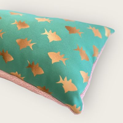 MINI-KISSEN // ca. 20x40 cm // Softshell Goldene Fische auf Mintpetrol mit Frottée Rosa// SOFORTKAUF 