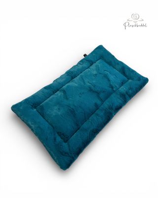 SITZKISSEN KLEINE MATTE // ca. 34x57 cm  // Softshell Kleine Monster mit Kunstfell Hide Lagune