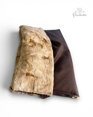 PLÜSCHBÜDDEL OUTDOOR LUXUS // Kunstleder Mahagoni VIntage mit Baticrabbit + Reißverschluss Braun // Quadrat ca. 75x70 cm für kleinere Hunde // SOFORTKAUF
