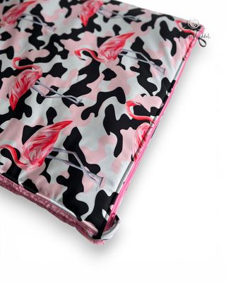 HUNDESCHLAFSACK OUTDOOR & INDOOR PREMIUM // Softshell Flamingocamou Rosa + Gletscher Hot Pink + Reißverschluss Candyrosa //
