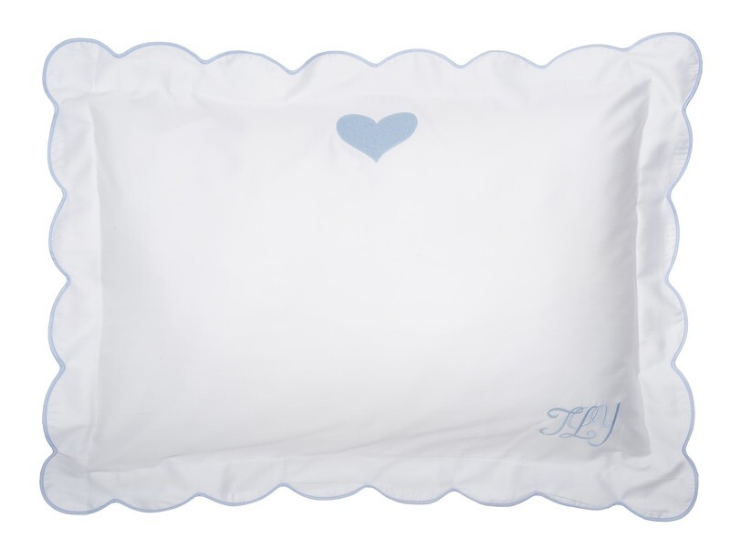 Heart Standard Shams Set