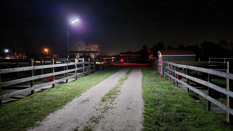 Ranch Hand 120w Fence Mount Solar Lighting System