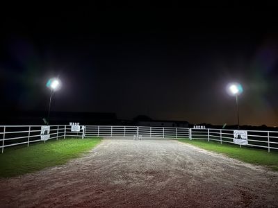 Ranch Hand 1000w Fence Mount Solar Lighting System