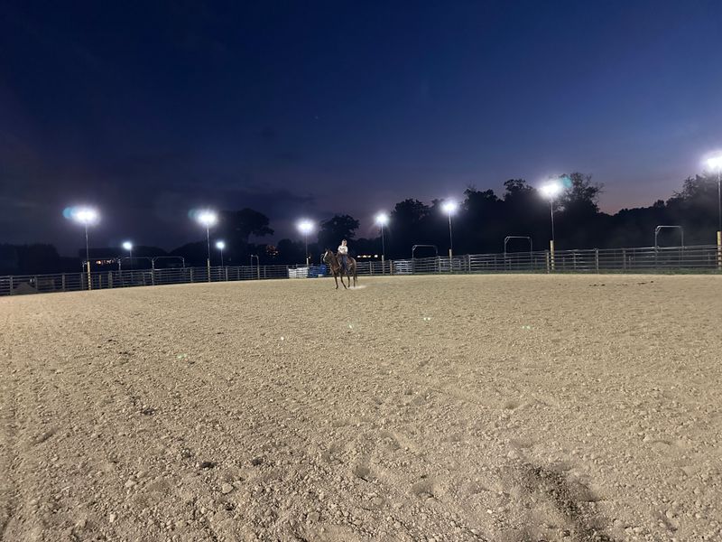 Ranch Hand 2000w PRO-SERIES Solar Lighting System