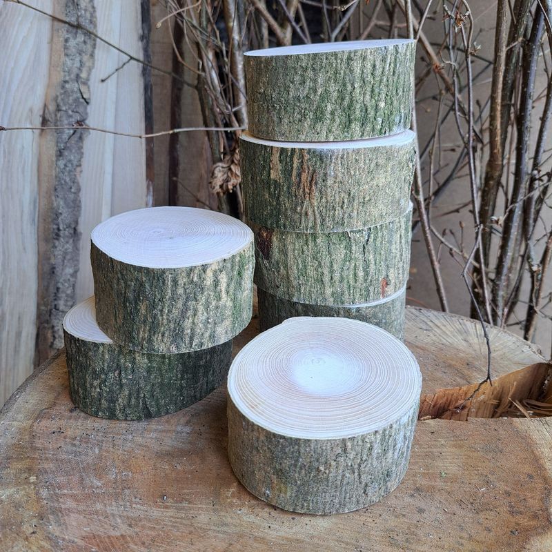 4.5cm tall Maple wood logs