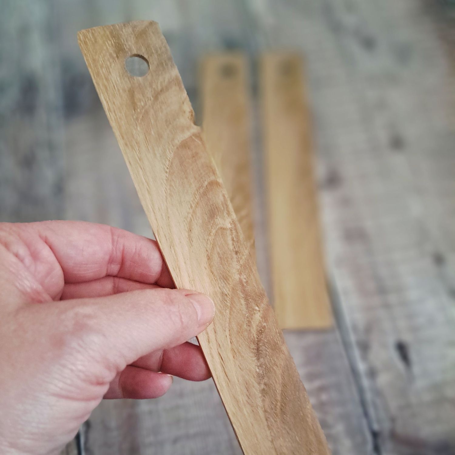 Set of 3 wavy grain oak wood bookmark blanks Set of 3 wavy grain oak wood bookmark blanks