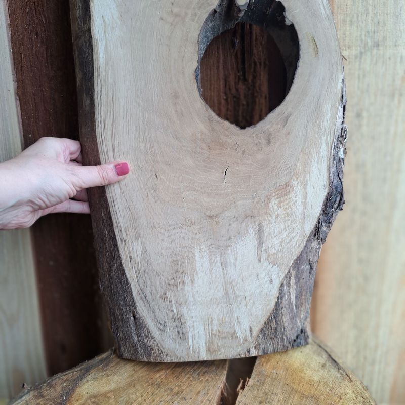 Heavy oak blank with natural hole