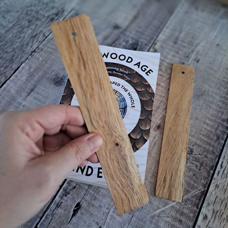Patterned oak bookmarks Patterned oak bookmarks