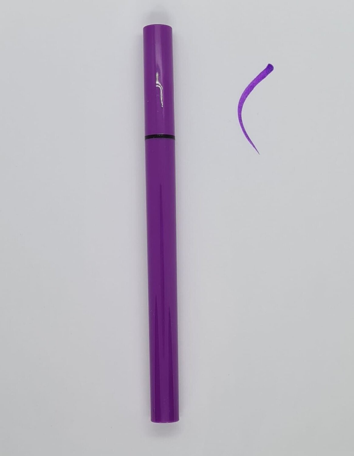 Stylo Feutre Adhésive eye-liner 2 en 1, Violet