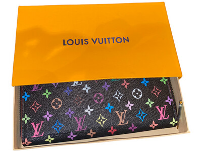Ladies Louis Vuitton Wallet 