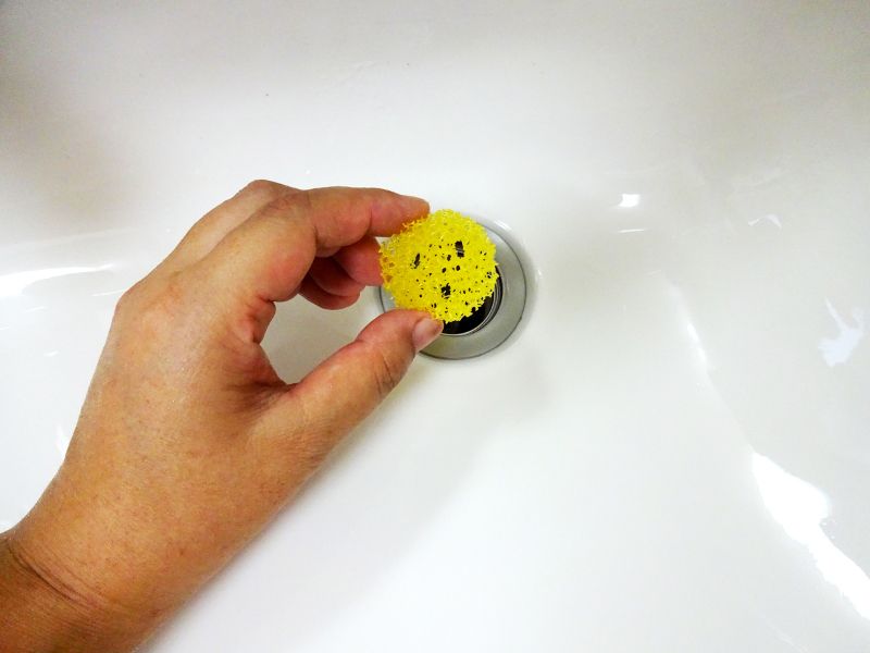 KOKUBO Hair Catcher Plug for Wash Basin Drain 35mm, 4 pcs (Made in Japan)