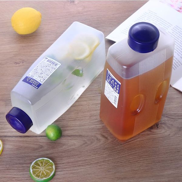 NAKAYA Shape Cooler 2 L Water Jug Blue (Made in Japan)