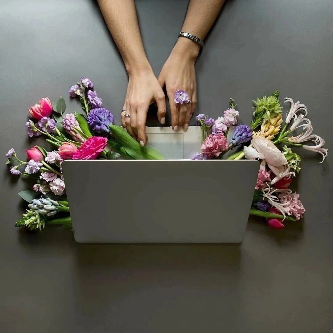 Цветочный абонемент: подписка на доставку букетов цветов