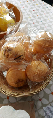 Sweet Orange Bath Bomb With Real Dried Zest (1)
