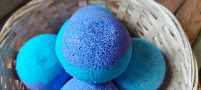 Pretty Relaxed Bath Bomb (1)