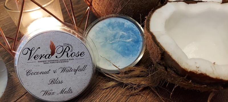 Coconut &amp; Waterfall Bliss Soy Wax Melt Pot