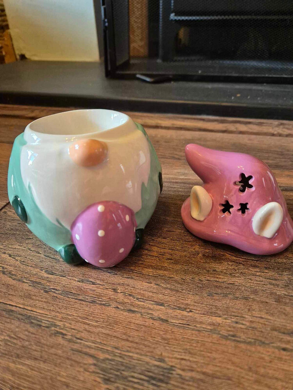 Easter Gonk Oil/ Wax Burner