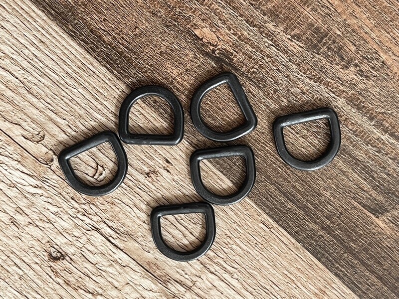 Replacement: Plastic D-Rings