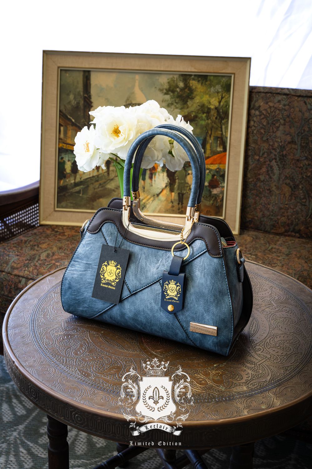 Essential (Engrave Lover&#39;s name on Handbag / Leclair Limited Edition)