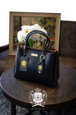 Medusa (Engrave Lover's name on Handbag / Leclair Limited Edition)