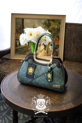 Vendome (Engrave Lover's name on Handbag / Leclair Limited Edition)