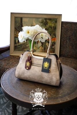 Skano (Engrave Lover's name on Handbag / Leclair Limited Edition)