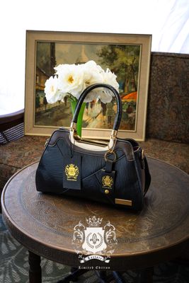 Miss Caro (Engrave Lover's name on Handbag / Leclair Limited Edition)