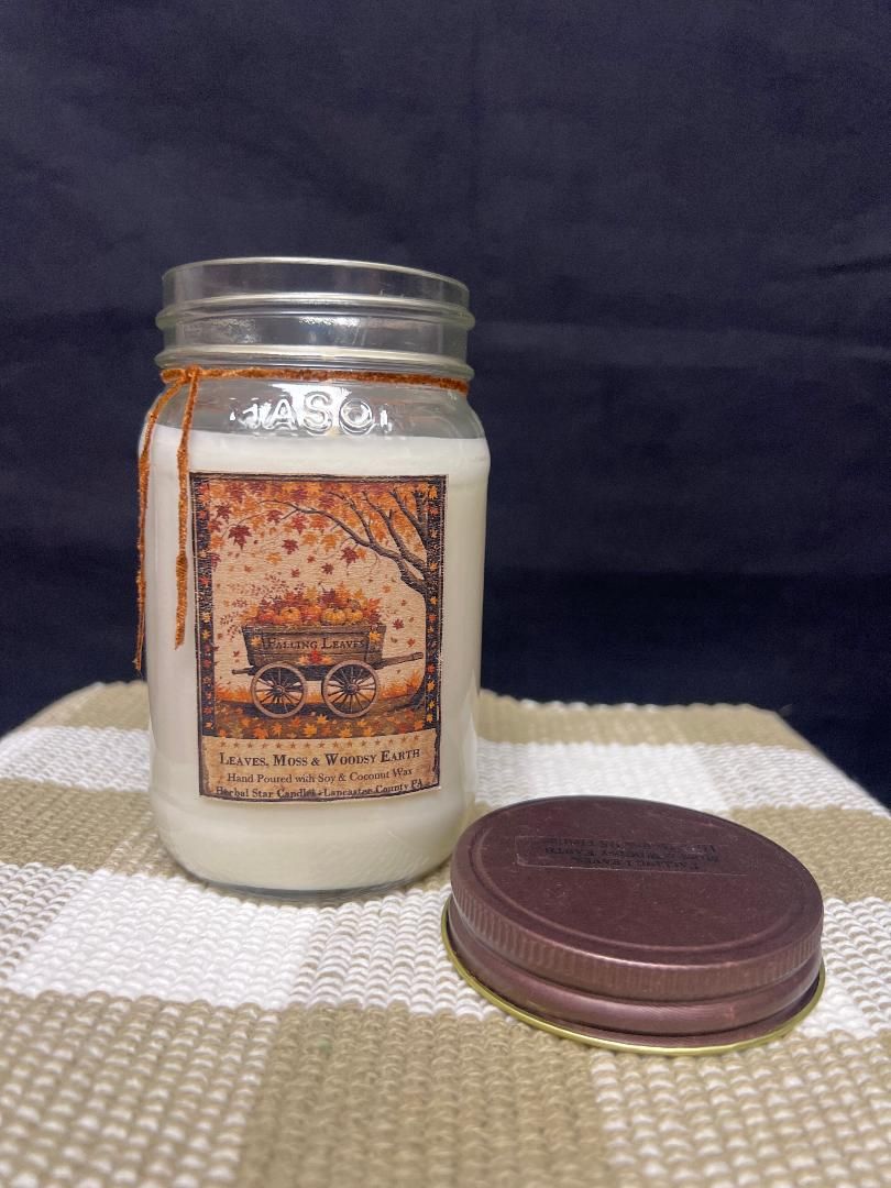 Herbal Star Candle 16oz Falling Leaves