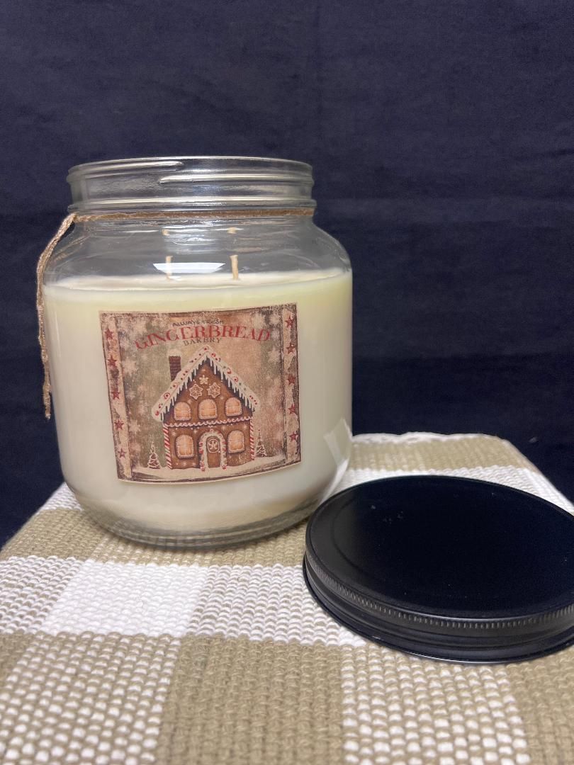 Herbal Star Candle 64oz Gingerbread