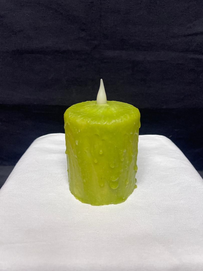 DH Hand Waxed 4" Candle Lime Green