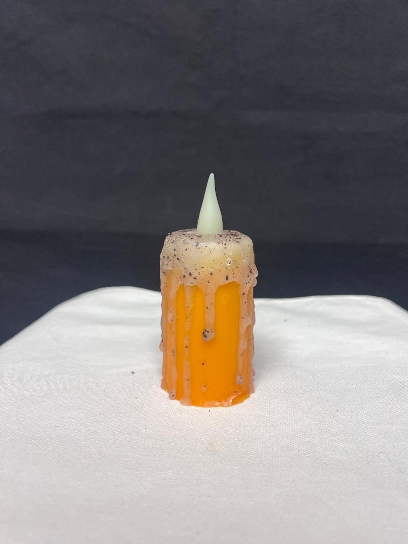 DH Hand Waxed Votive Candle Pumpkin Spice