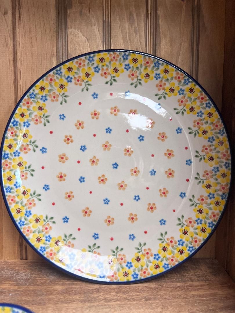 Buttercup Plate 10"