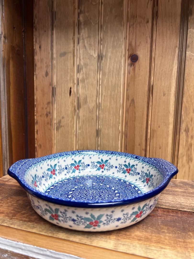 Winter Holly Baker Round w/Handles 8" 1583837
