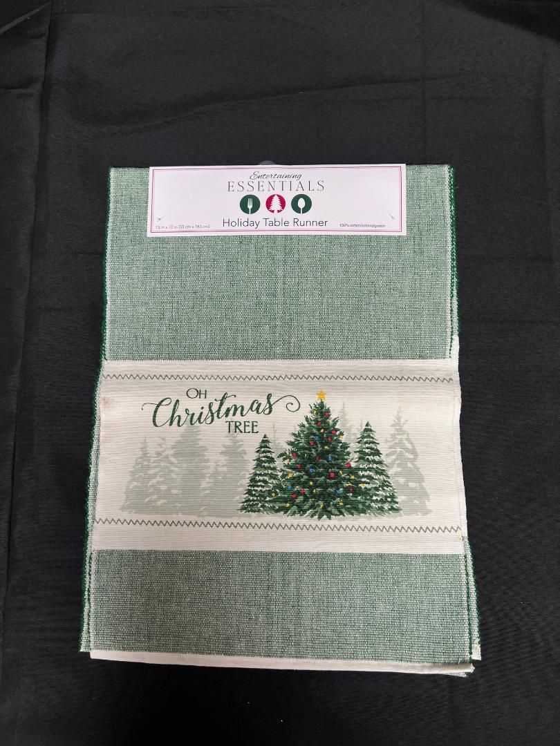 KD Table Runner Evergreen Forever