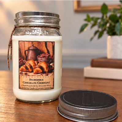 Herbal Star Candle 16oz Chocolate