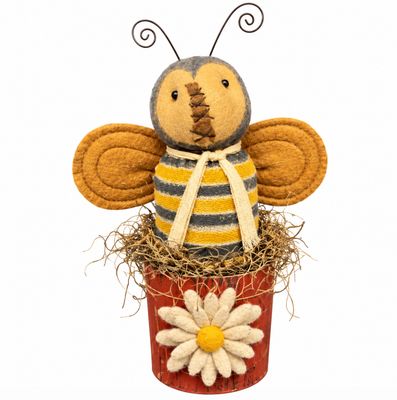 Rugged Chic Bee in hat Box 