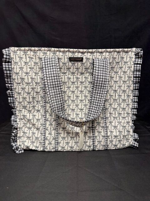 SS Bag Qltd Tote Blkbow