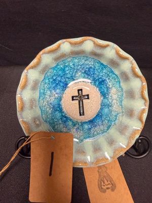 DTE Dish Cross
