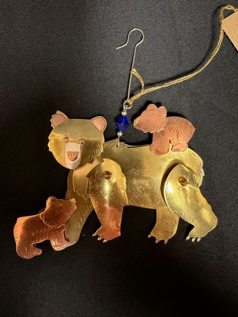 PI Mom Bear and Cubs